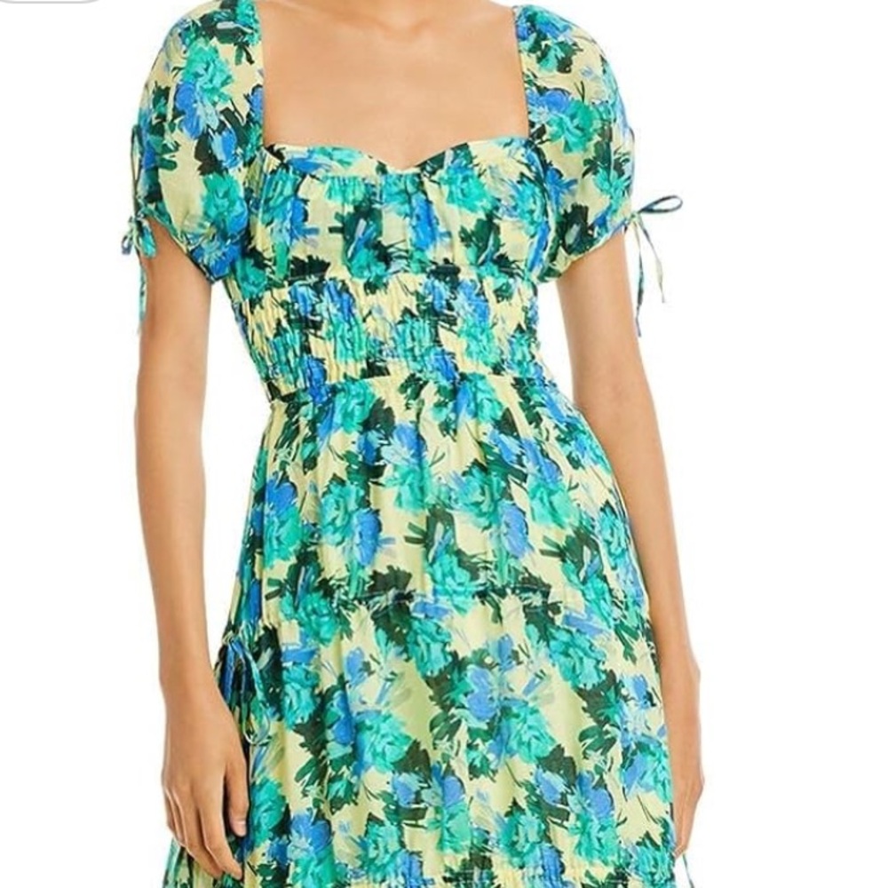 NICHOLAS Gathered Smocked Floral Sweetheart dress size 4 100% cotton